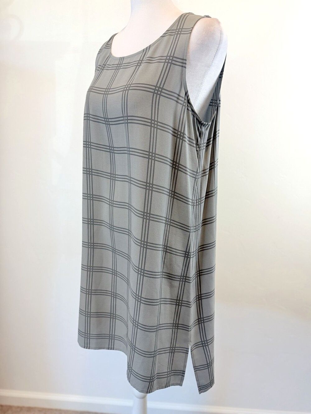 Eileen Fisher Women’s S/P Gray Plaid Sleeveless Silk Tunic Top Long Relaxed Fit - Picture 4 of 9